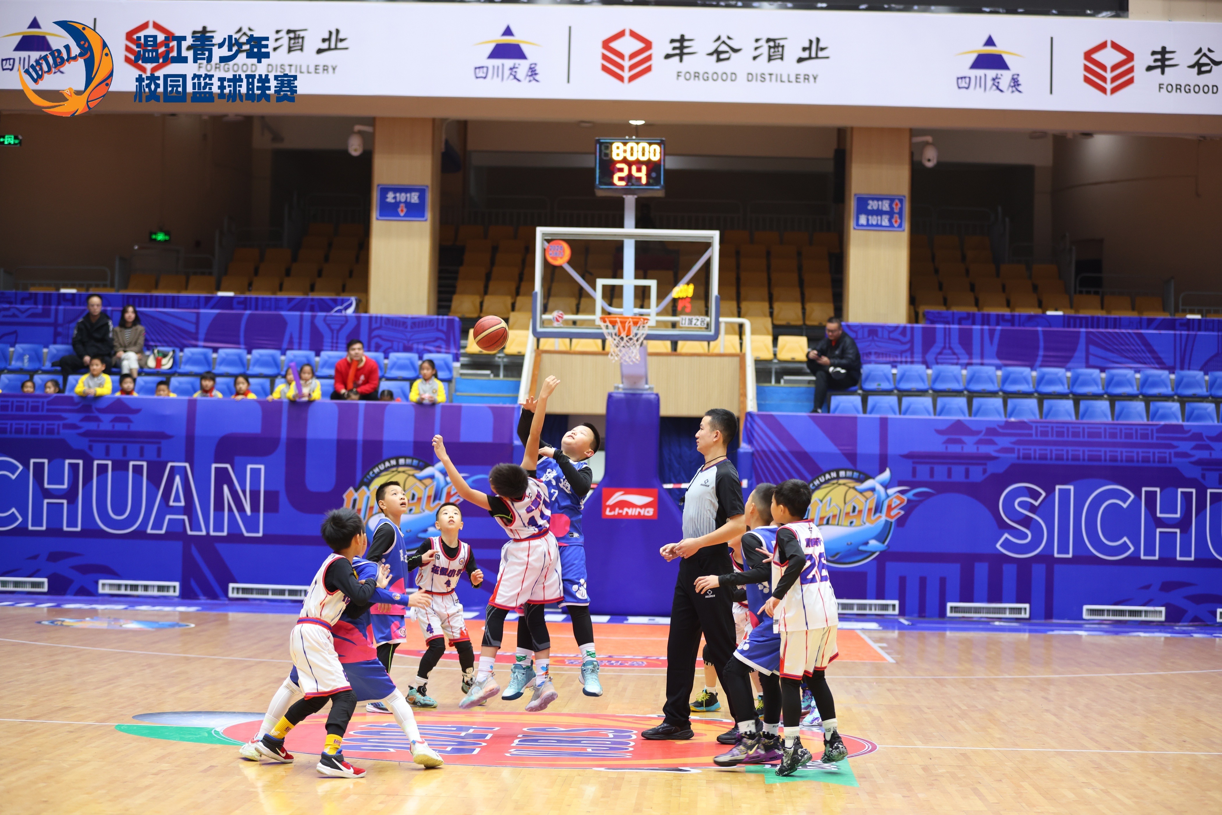 各地青少年篮球交流营在海南成功举办,促进区域合作的简单介绍 各地青少年篮球交流营在海南成功举办,促进区域合作的简单介绍